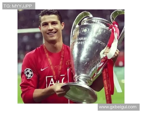 传奇足球明星17号的辉煌历程与场上风采解析